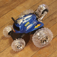 Thunder Tumbler R/C car